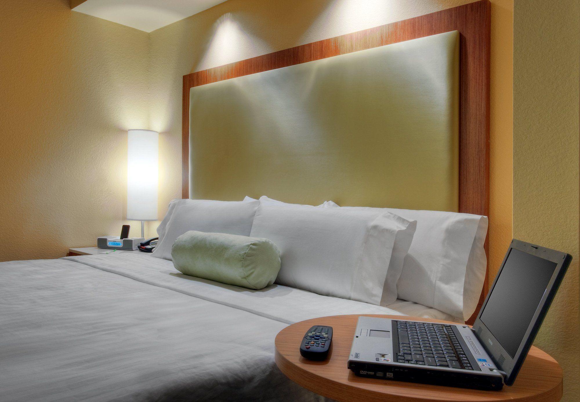 Springhill Suites By Marriott Baton Rouge North / Airport Exterior photo